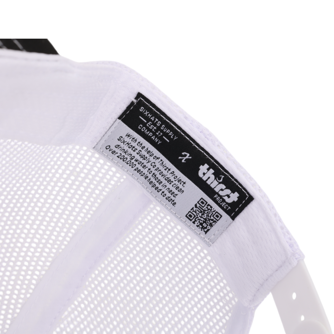 Black & White Mesh Horizon Signature Waterproof Hat
