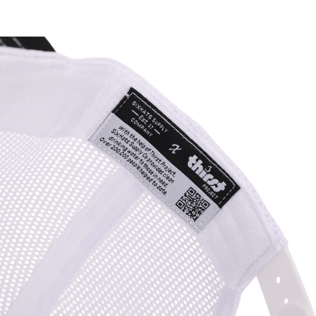 Black &amp; White Mesh Signature