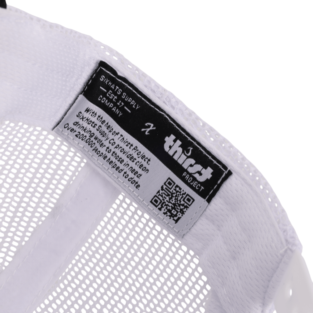 Black &amp; White 19th Hole Low Pro Waterproof Hat